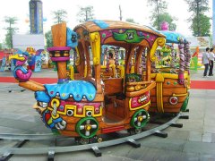 如何維護(hù)無(wú)軌電動(dòng)小火車